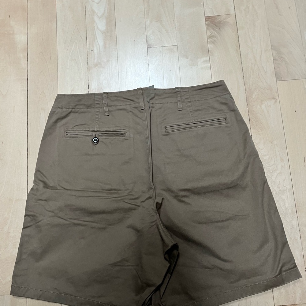 NWT Men’s JCrew khaki brown/tan shorts - Picture 2 of 3